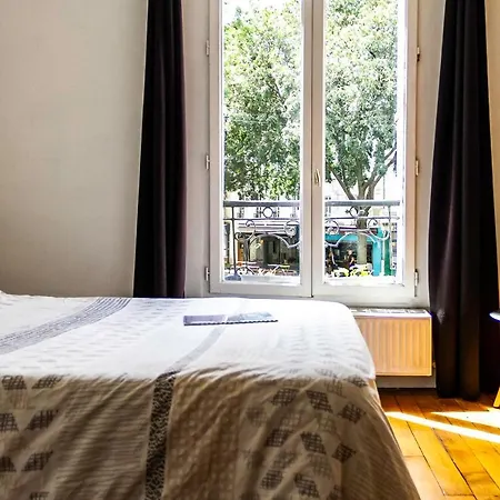 Superb House In Montmartre Apartment Paris
